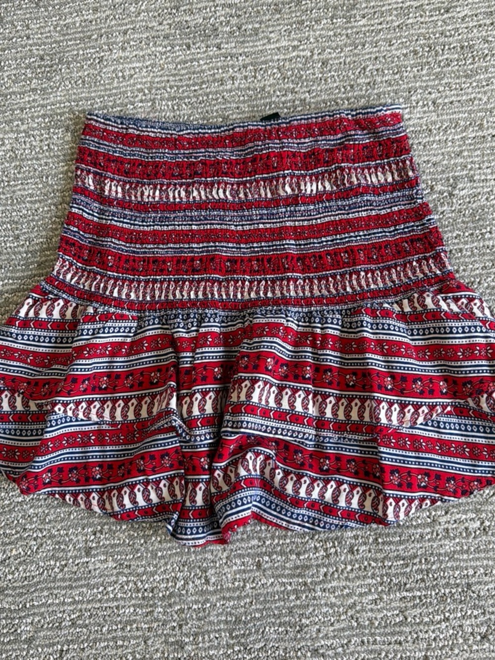 Forever 21 Red Patterned strapless top